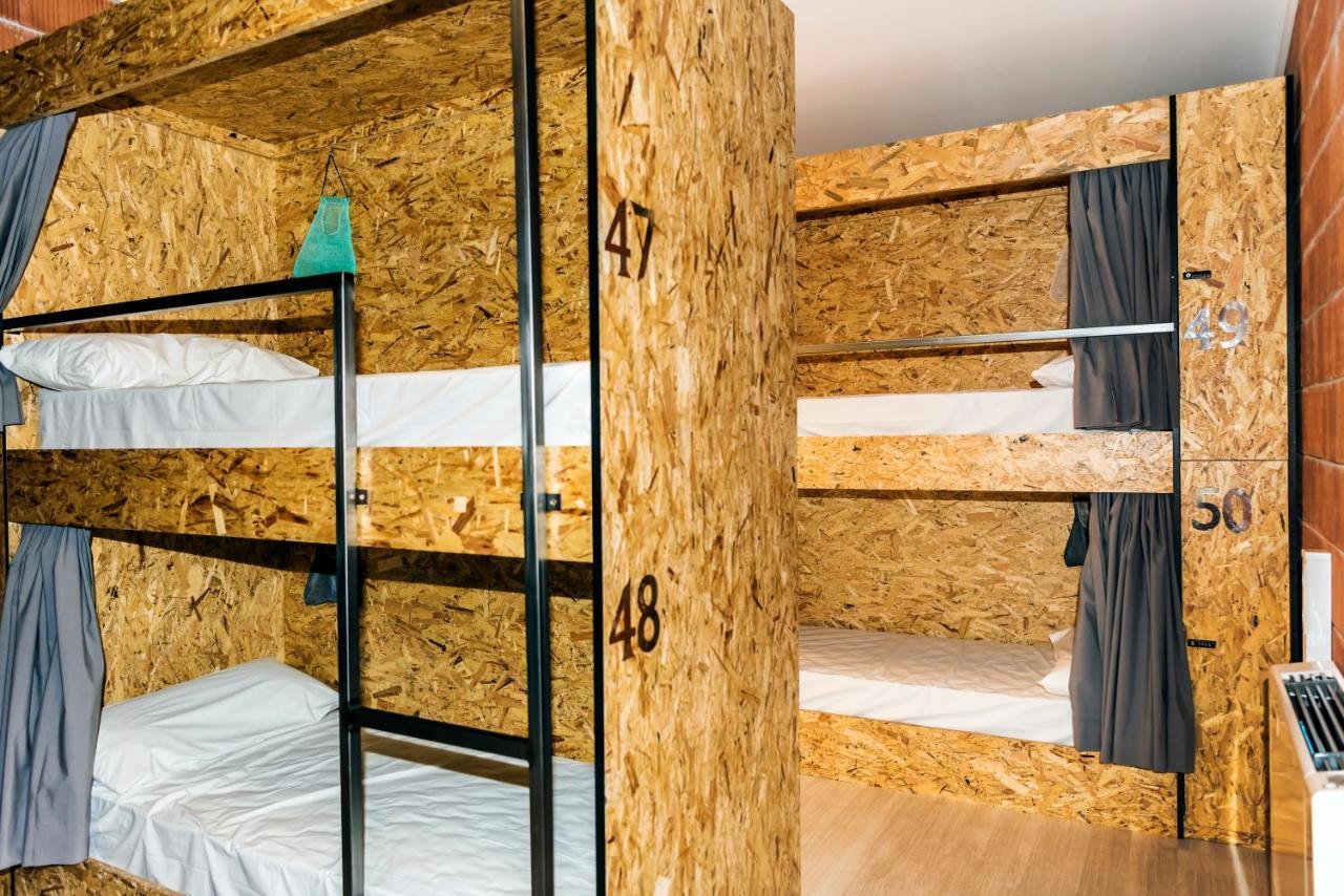Albergue Santiago 15 Monforte Монфорте-де-Лемос Экстерьер фото